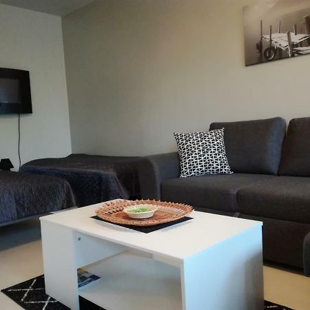 A Lovely One-Room Apartment Near The City Centre. Vaasa Exterior foto
